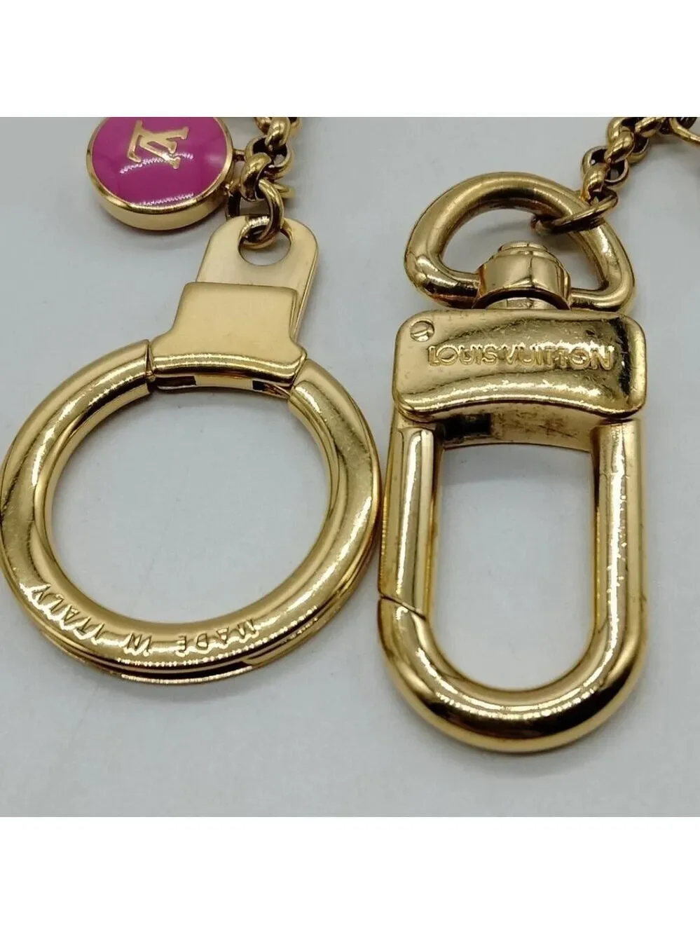 Louis Vuitton Key Ring Gold Pinks 600-060225
